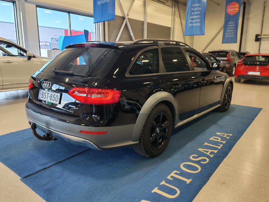 AUDI A4 allroad quattro 2015