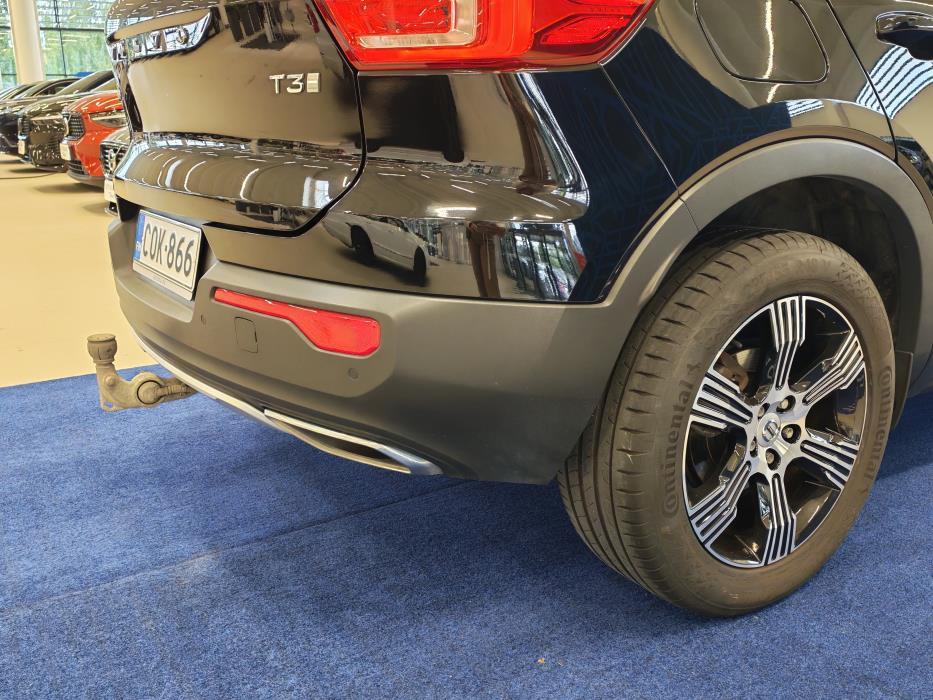 VOLVO XC40 2020