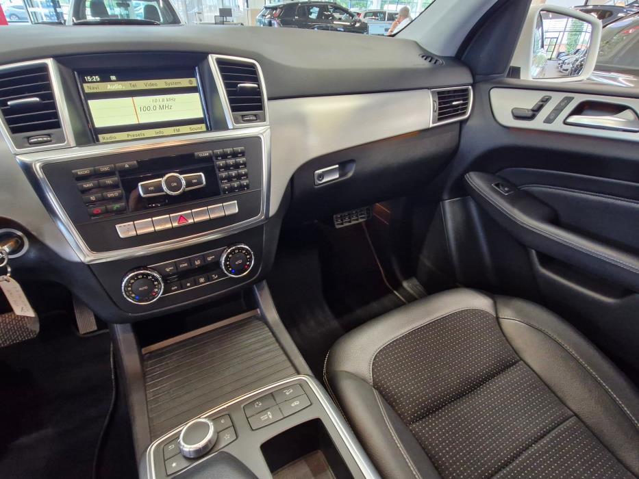 MERCEDES-BENZ ML 2012