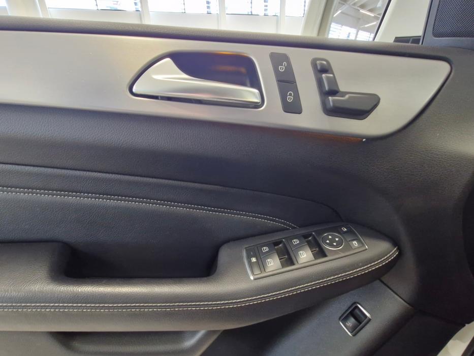 MERCEDES-BENZ ML 2012