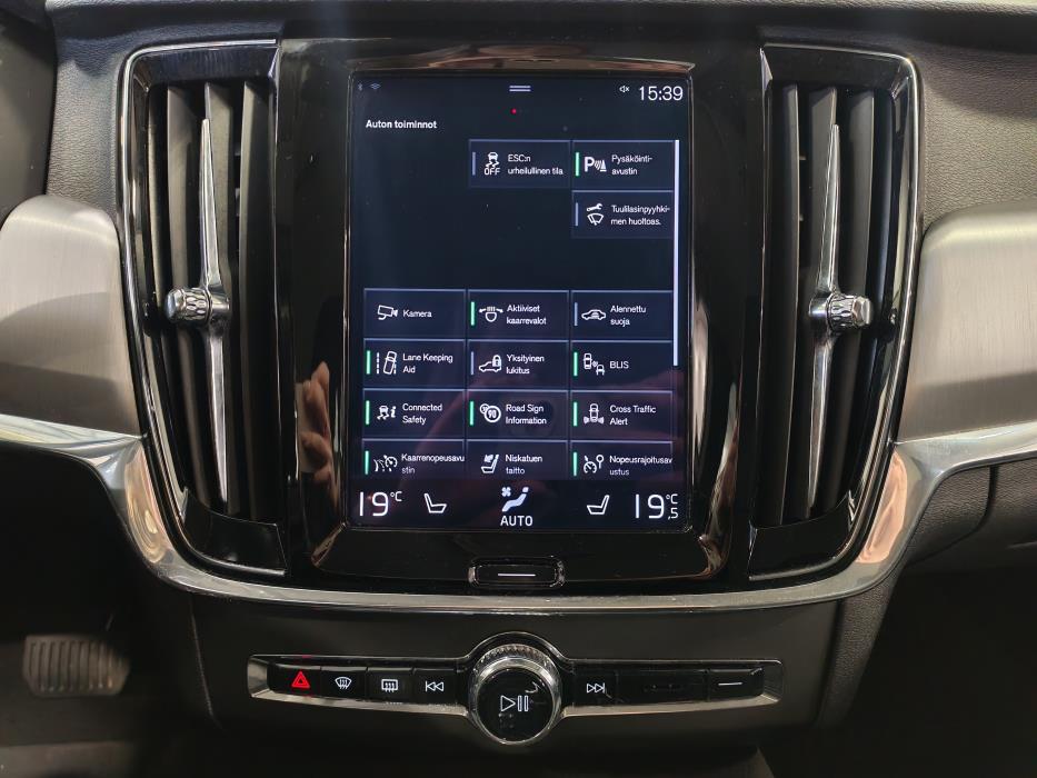 VOLVO V90 2020