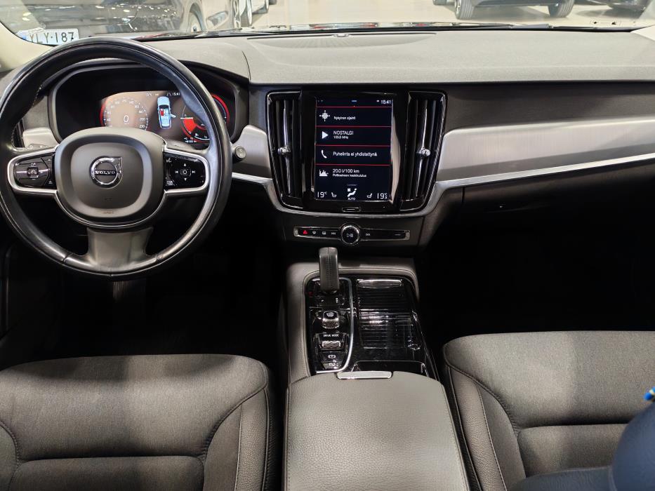 VOLVO V90 2020