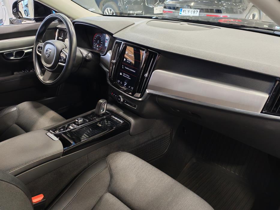 VOLVO V90 2020
