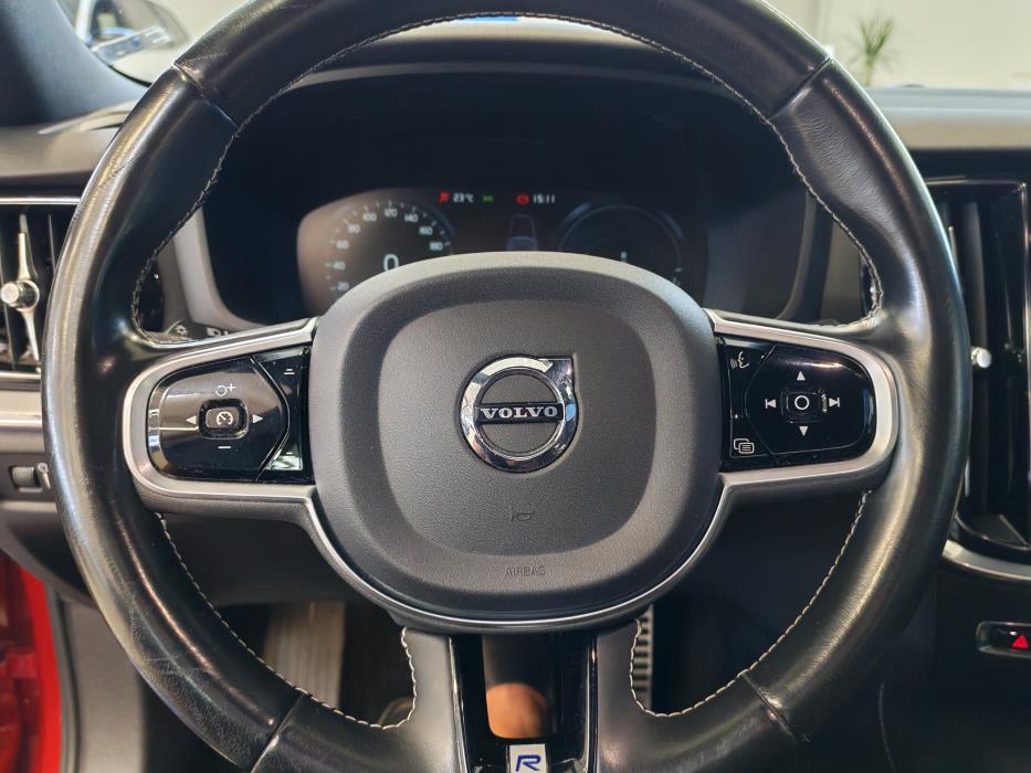 VOLVO S60 2020