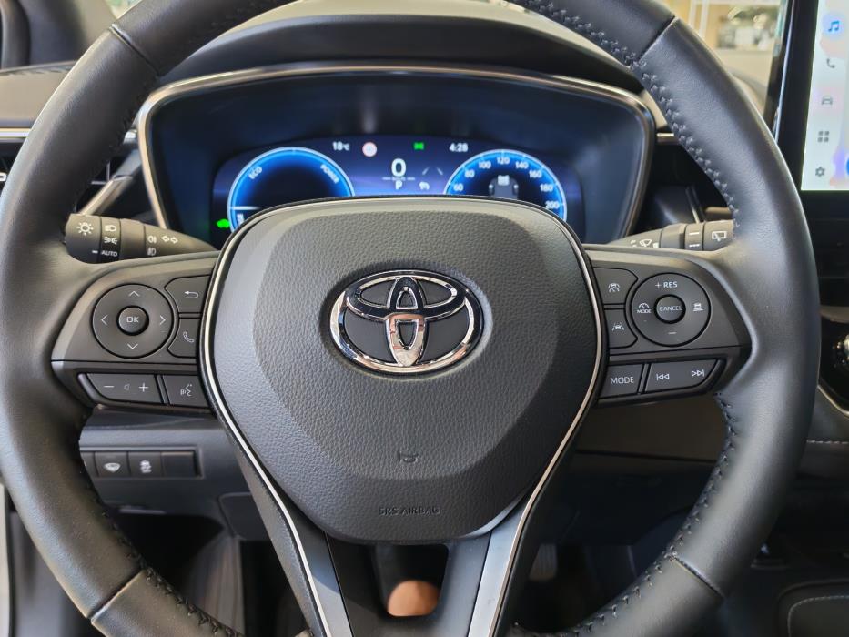 TOYOTA Corolla 2023