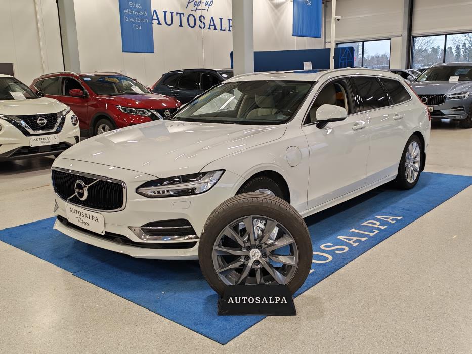 VOLVO V90 2020