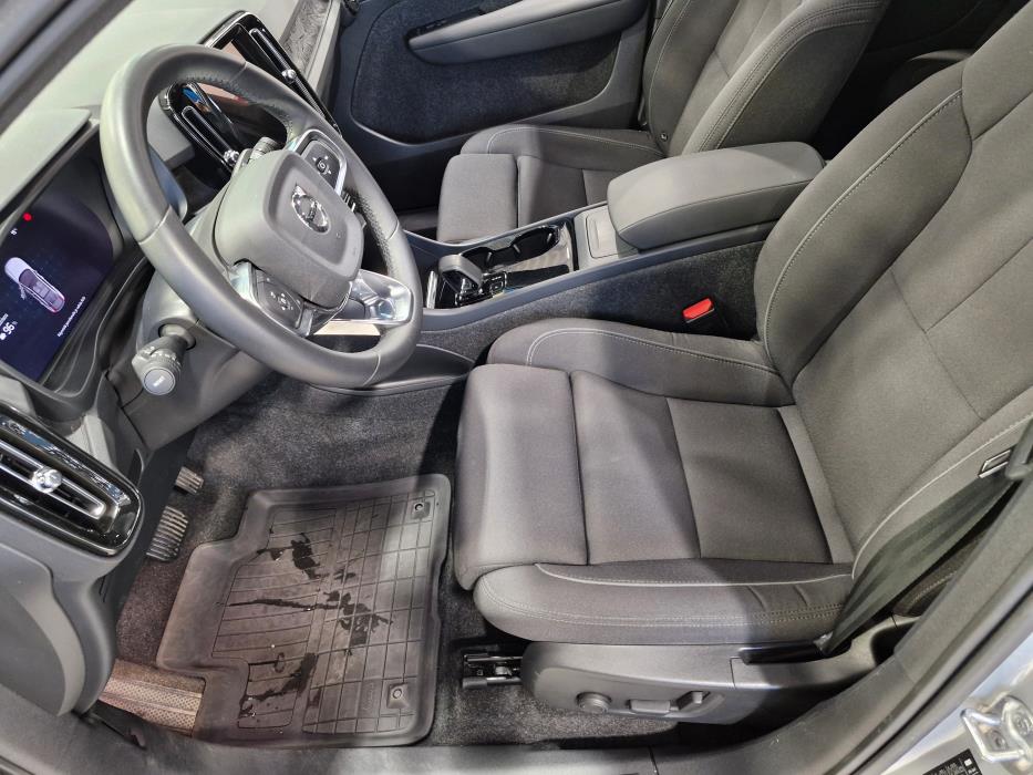 VOLVO C40 2024