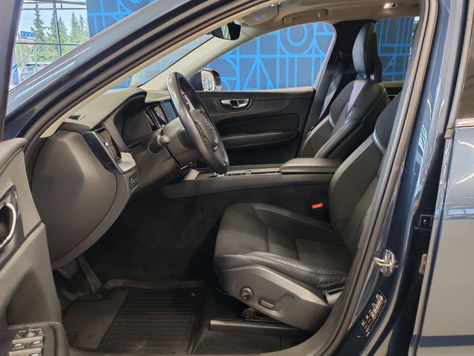 VOLVO XC60 2018