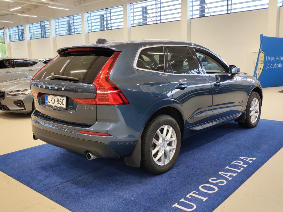 VOLVO XC60 2018