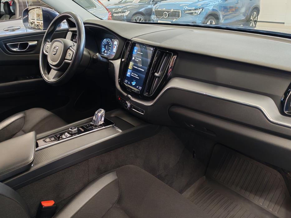 VOLVO XC60 2018
