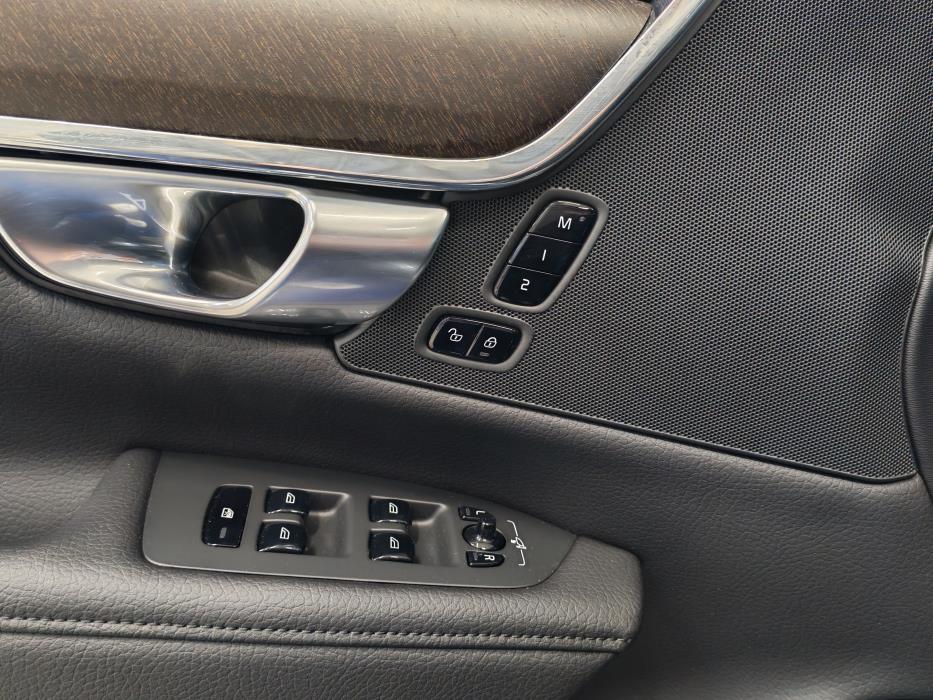 VOLVO V90 Cross Country 2019