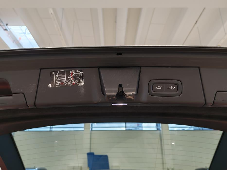 VOLVO V90 Cross Country 2019