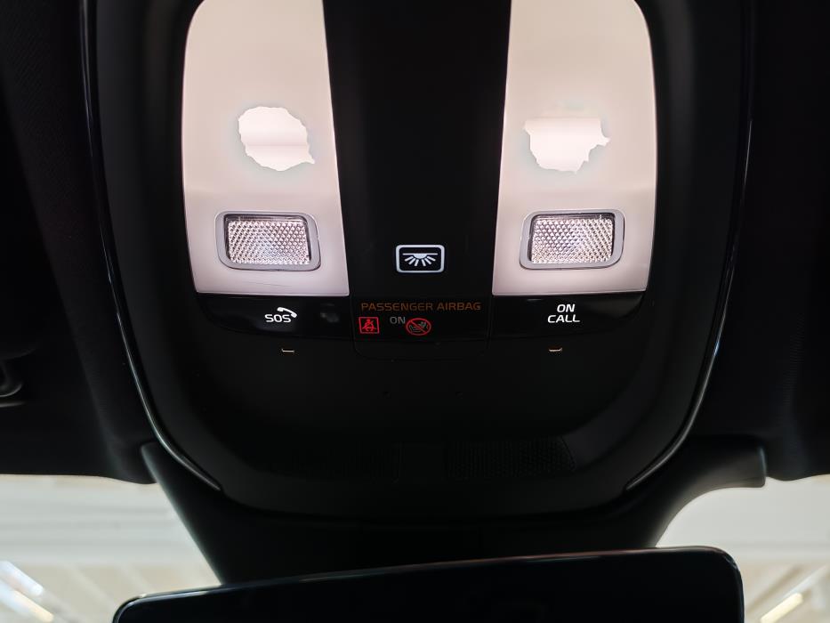 VOLVO V90 2022