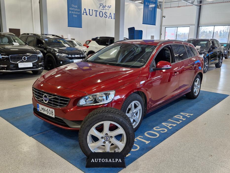VOLVO V60 2015
