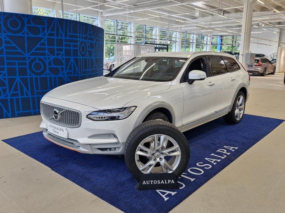 VOLVO V90 Cross Country 2019
