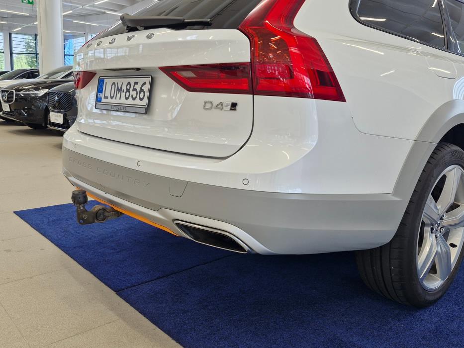 VOLVO V90 Cross Country 2019