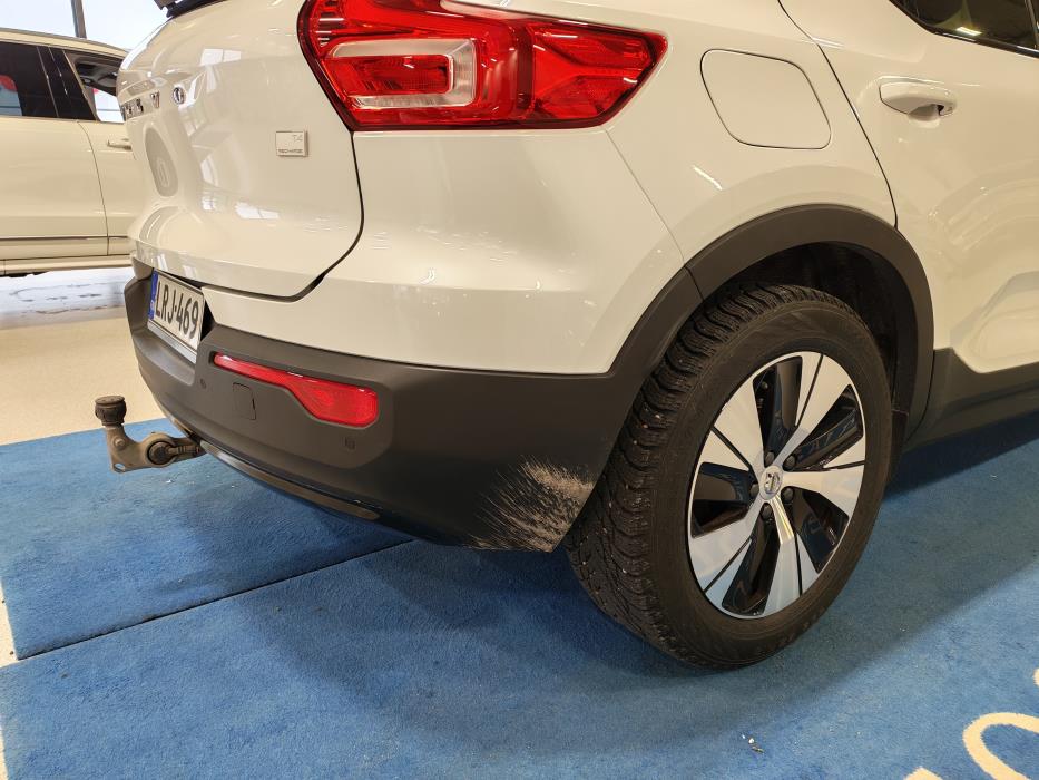 VOLVO XC40 2022