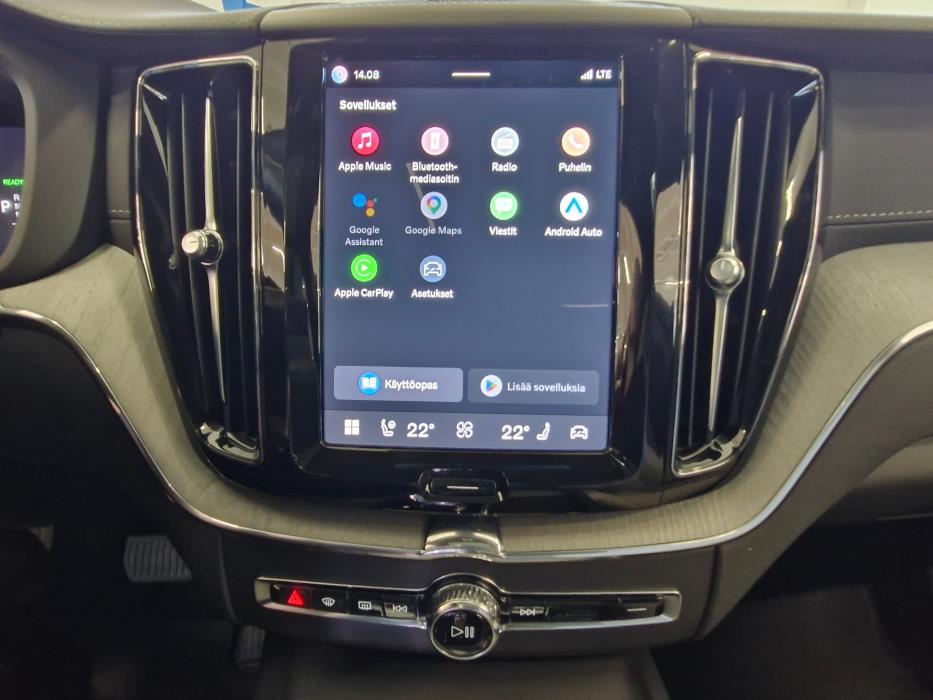 VOLVO XC60 2024