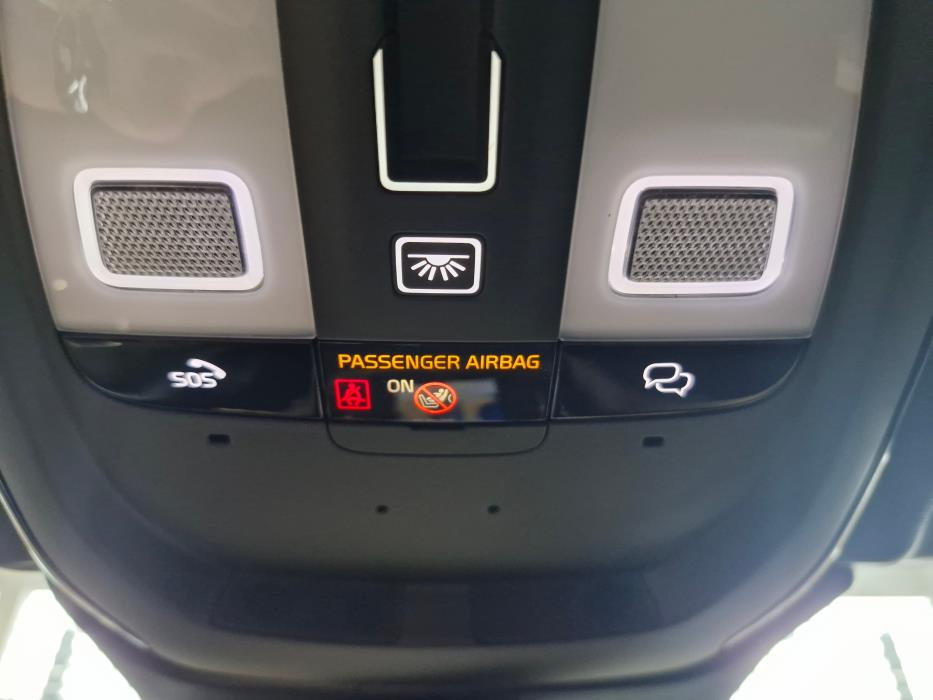 VOLVO XC60 2024