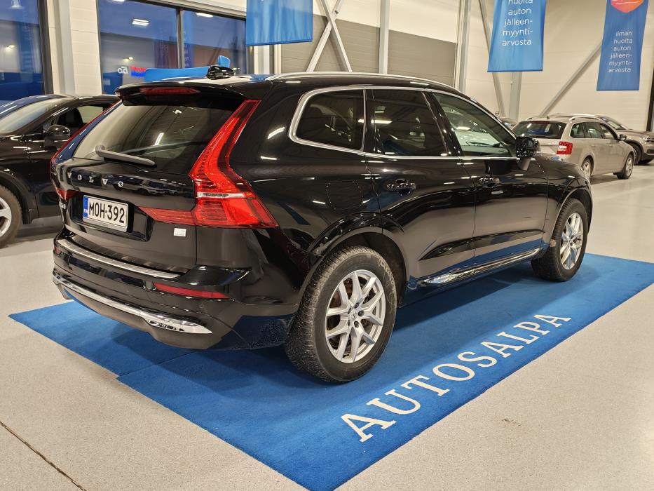 VOLVO XC60 2022