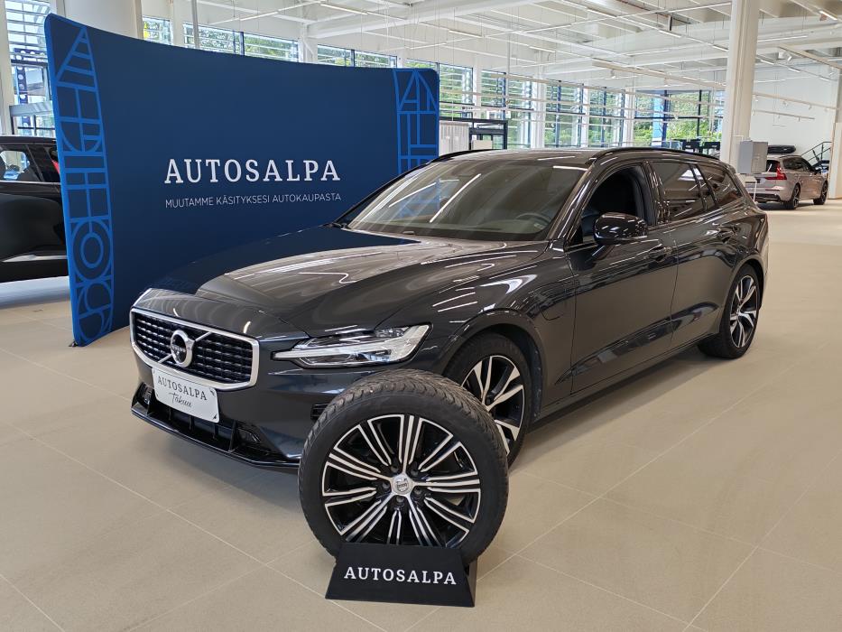 VOLVO V60 2020