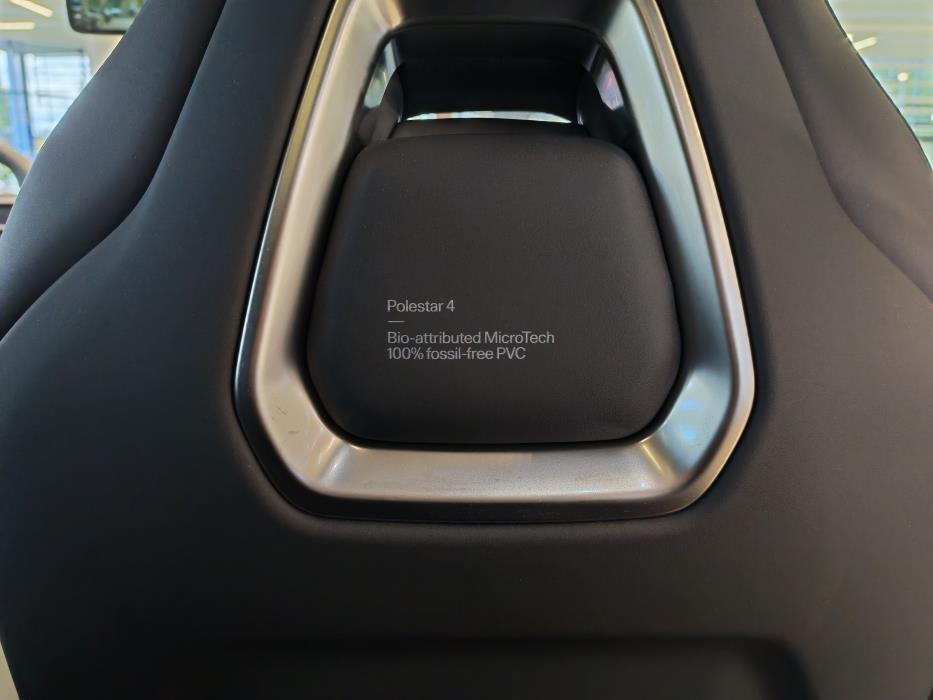 POLESTAR 4 2026