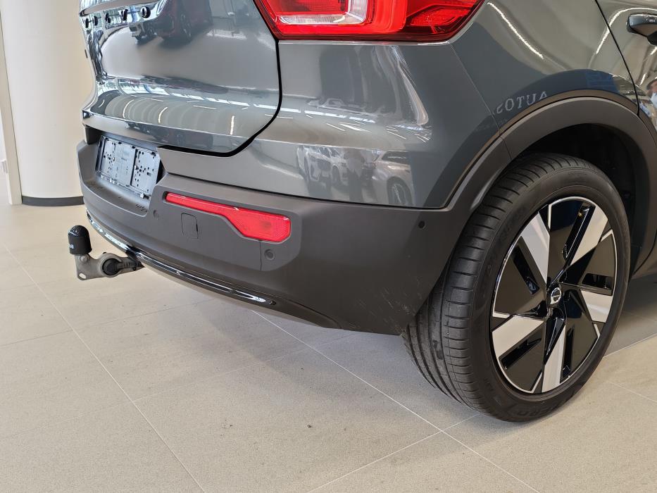 VOLVO EX40 2026