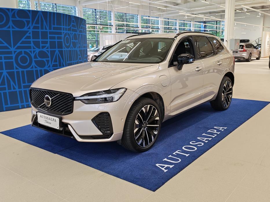 VOLVO XC60 2026