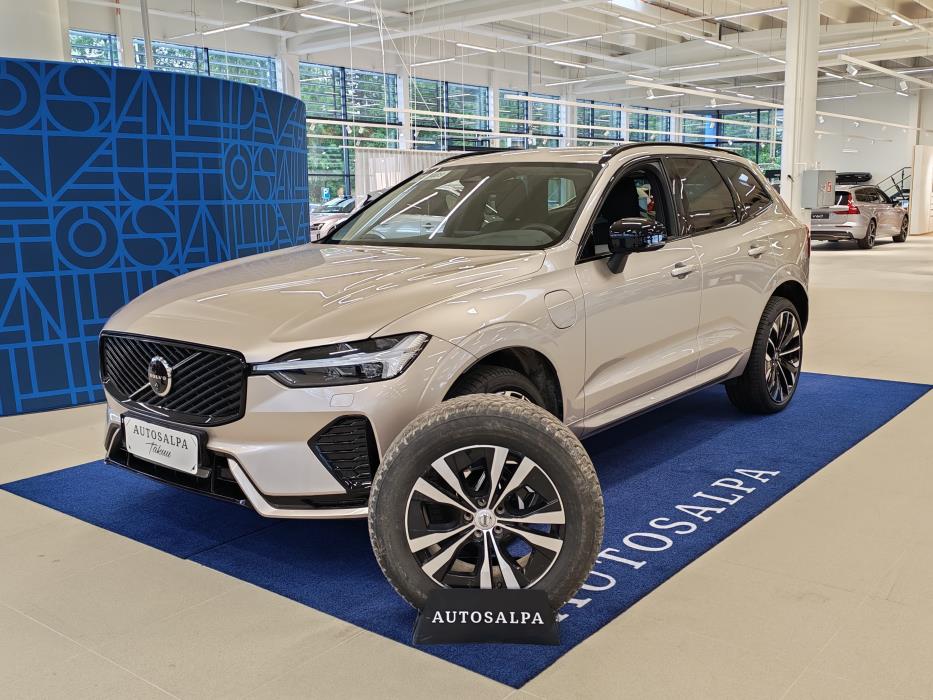 VOLVO XC60 2026