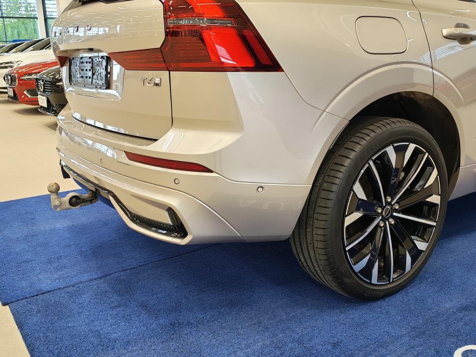 VOLVO XC60 2026