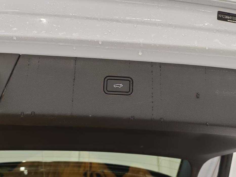 VOLVO EX30 2025