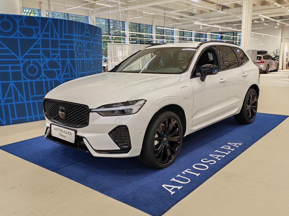 VOLVO XC60 2026