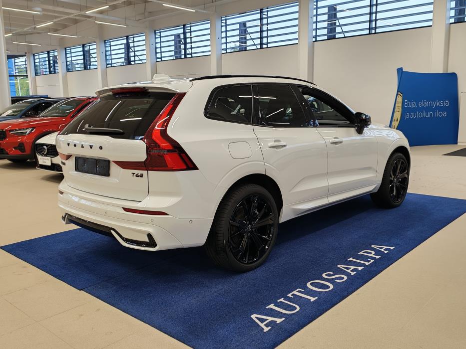 VOLVO XC60 2026