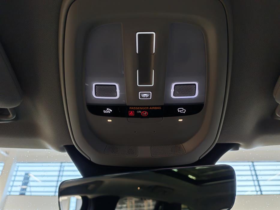 VOLVO XC90 2025