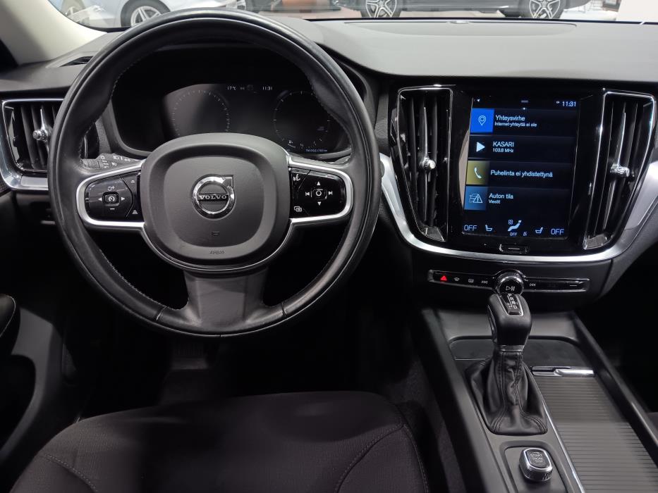 VOLVO V60 2019