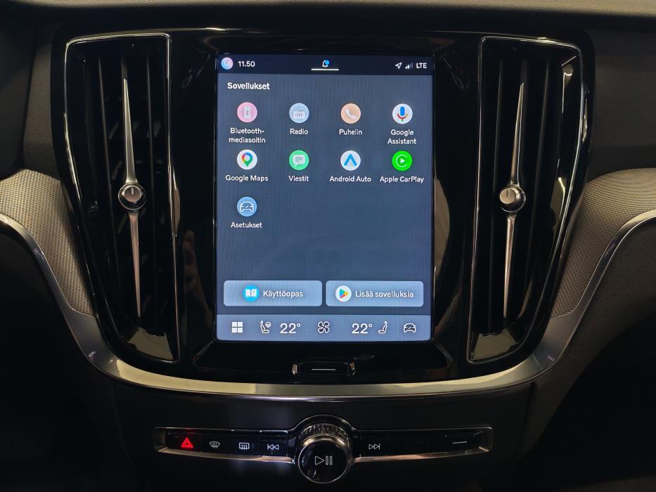 VOLVO V60 2023