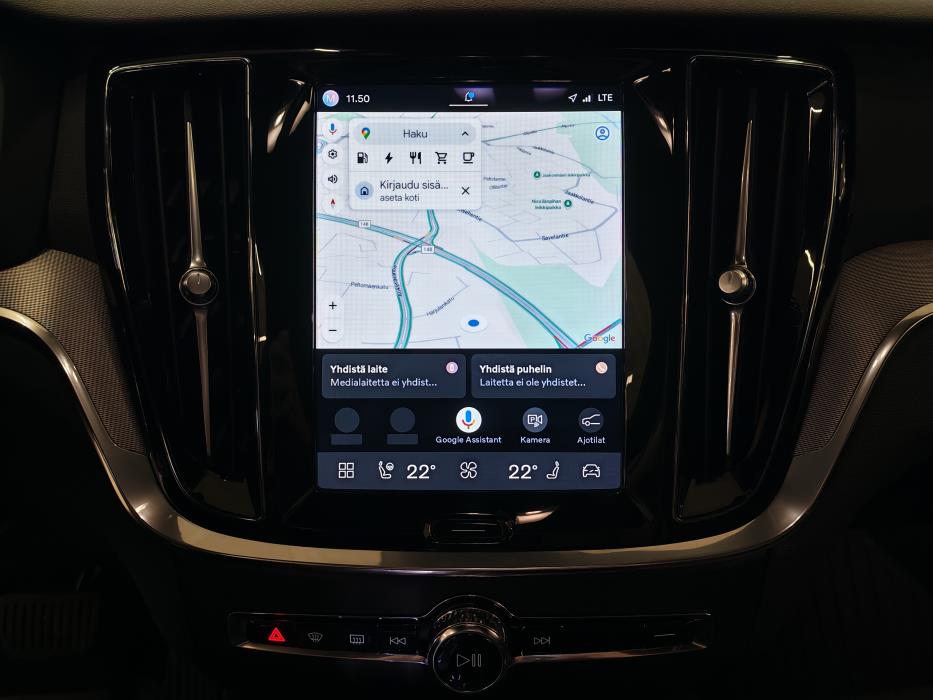 VOLVO V60 2023