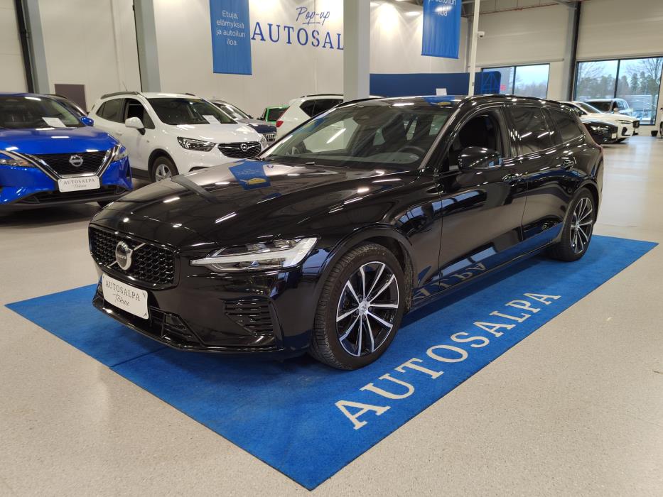 VOLVO V60 2023
