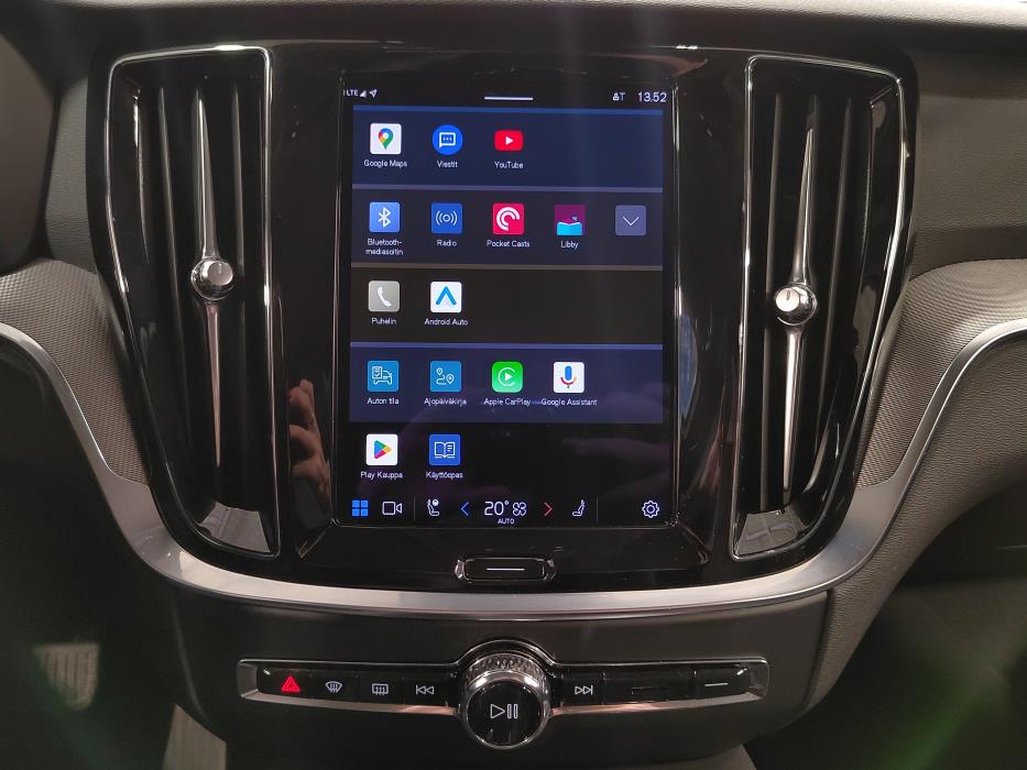 VOLVO V60 2023
