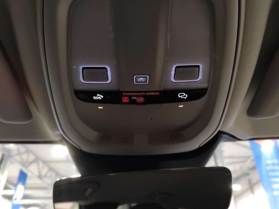VOLVO V60 2023