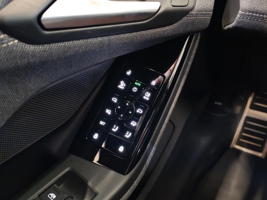 AUDI A6 e-tron 2025