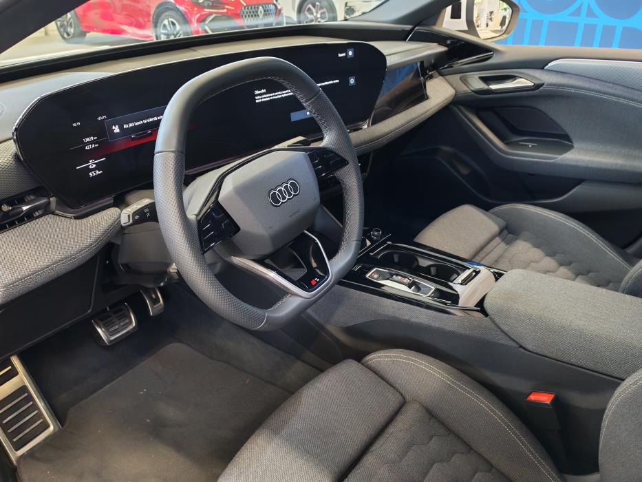 AUDI A6 e-tron 2025