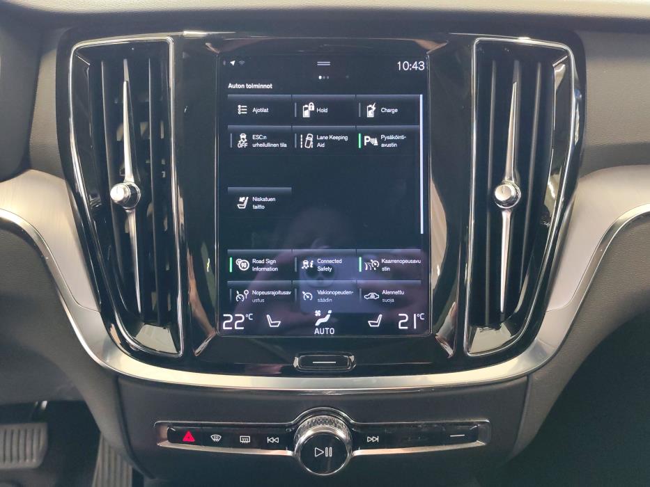 VOLVO V60 2021