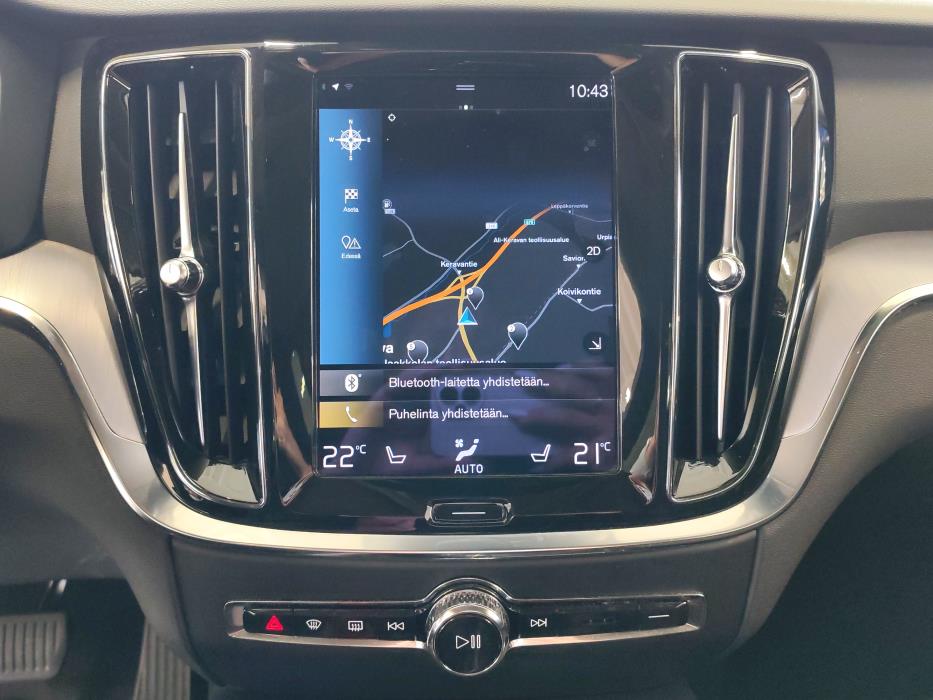 VOLVO V60 2021