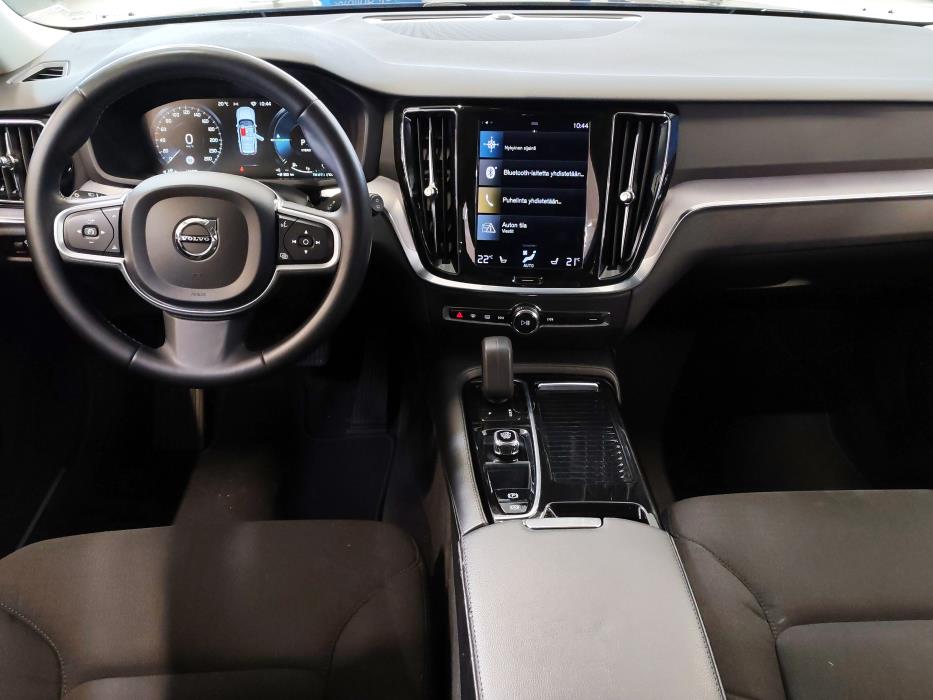 VOLVO V60 2021