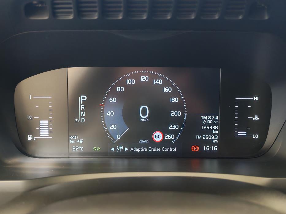 VOLVO XC90 2017