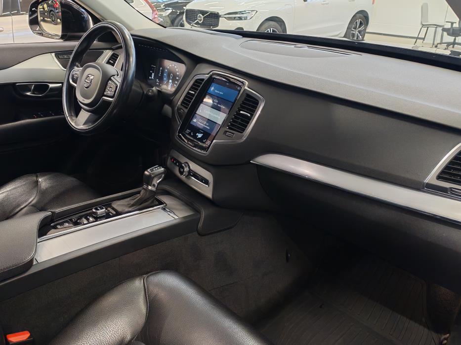 VOLVO XC90 2017