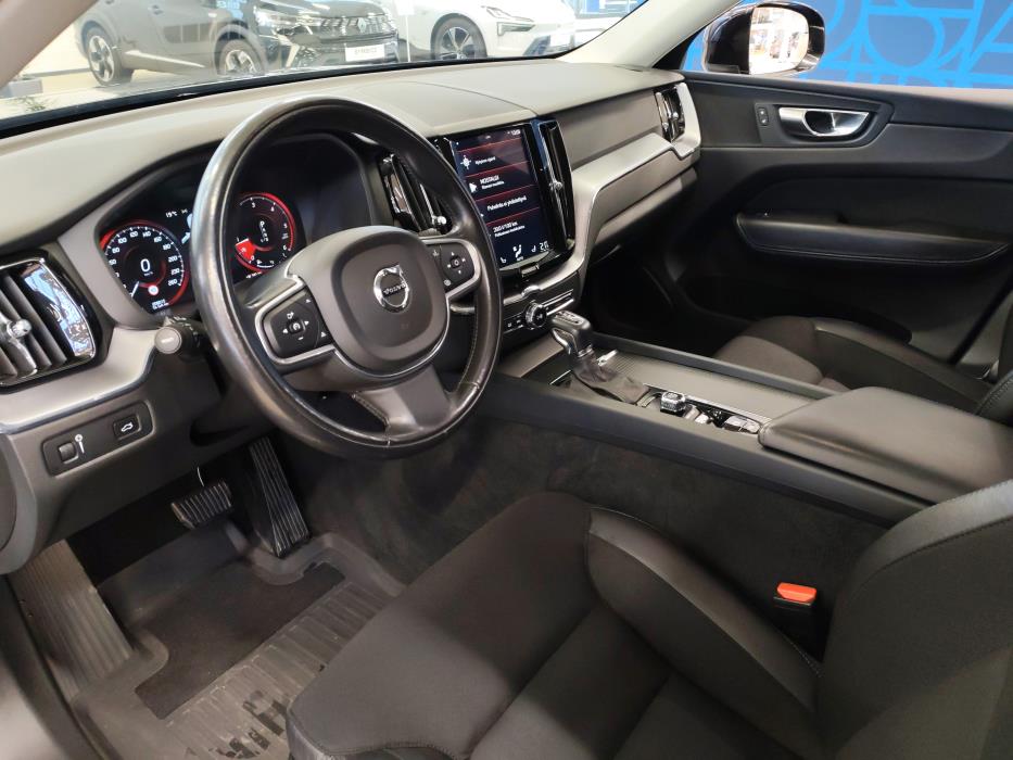 VOLVO XC60 2018
