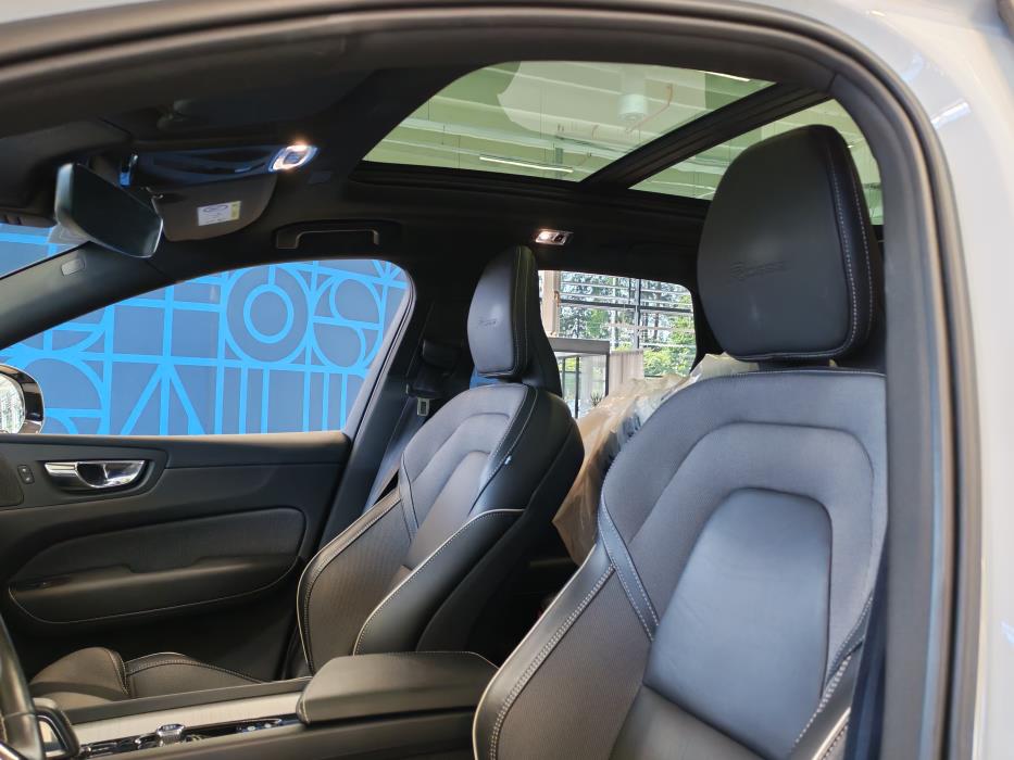 VOLVO XC60 2020