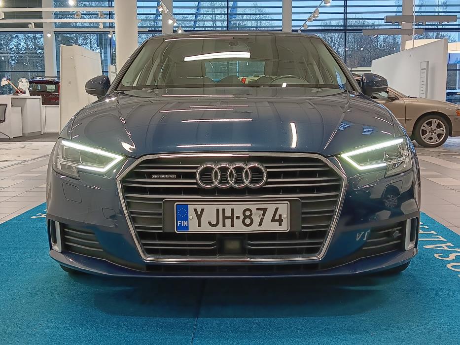 AUDI A3 2016